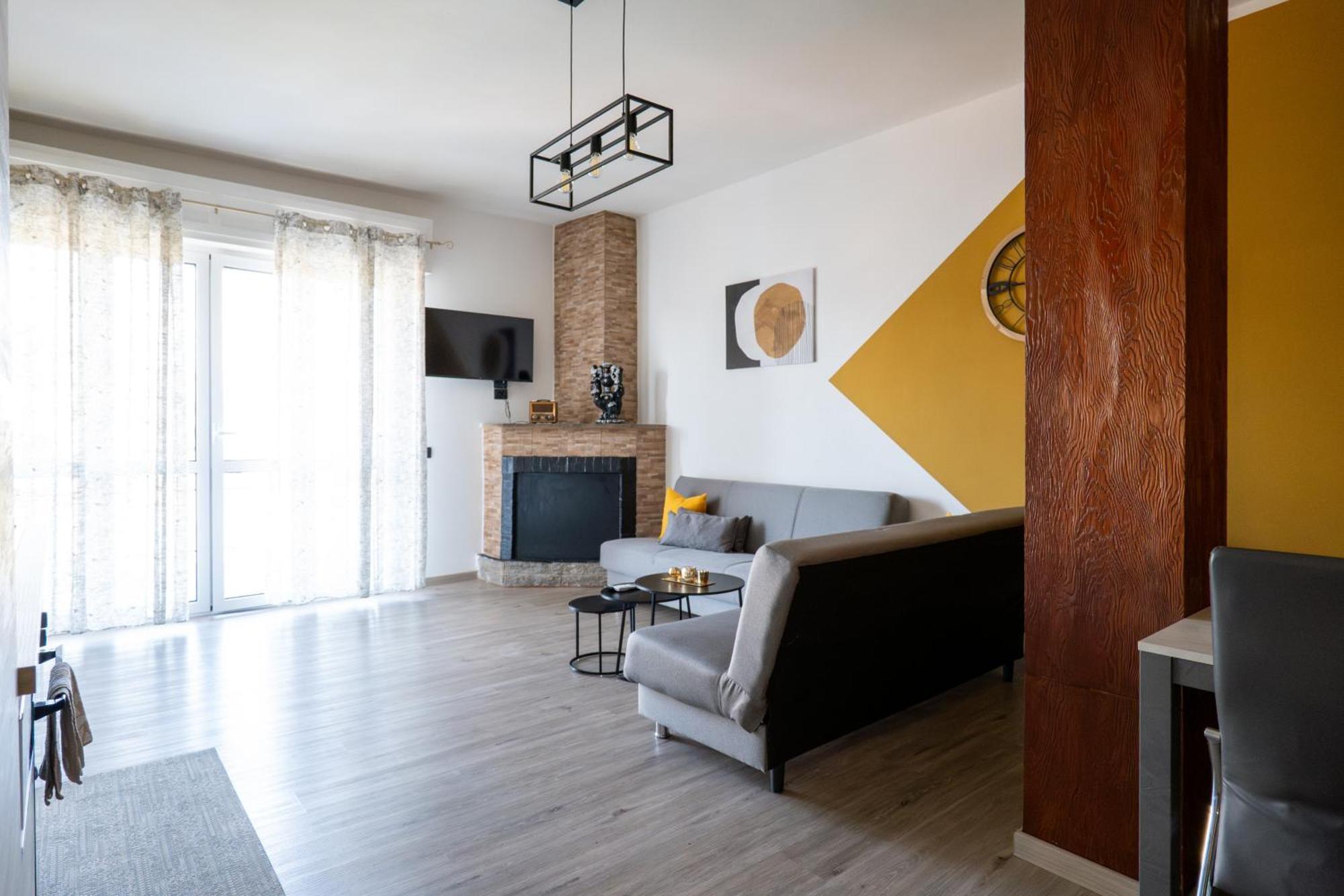 Casa Vacanze Aria Leggiuno Ngoại thất bức ảnh